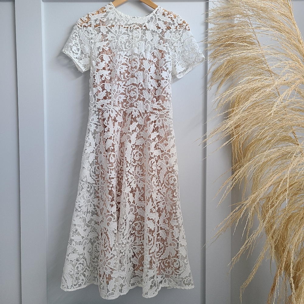 Lace midi dress